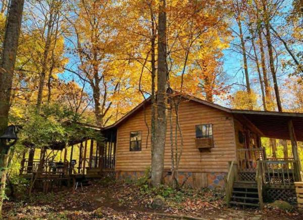 A la foto es mostra l'objecte 2 Cabins side by side - Sleeps 9 Perfect for 2 fa situat a la ciutat de Cosby.