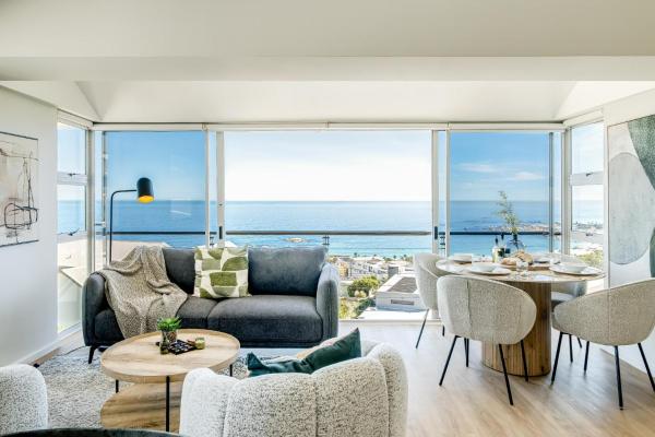 Ocean View 2 Bed Apt In Camps Bay Skyline Heights - Camps Bay