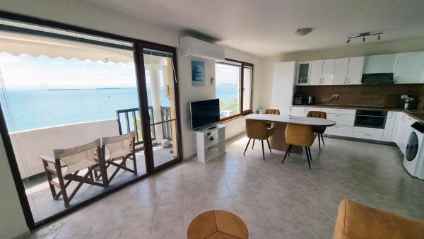 Billede 4: Под наем 4-стаен Апартамент с Изумителна фронтална гледка море, Sun Coast resort Свети Влас