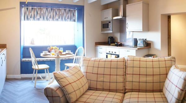 The Annex, Stunning Abbey Views Across The Fields - Robin Hood's Bay