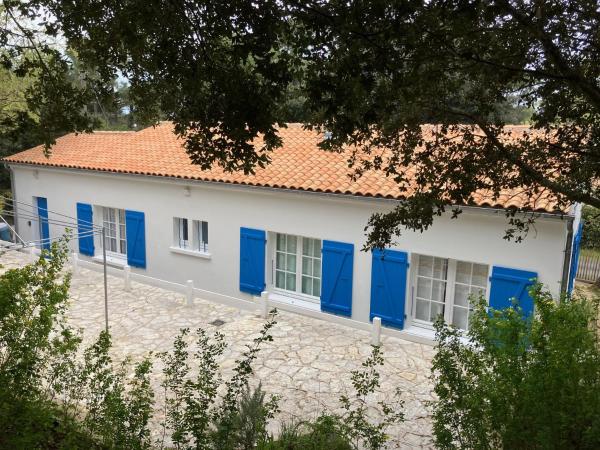 A la foto es mostra l'objecte Maison 100 m2 plein pied pour 6 personnes 300 m de la plage situat a la ciutat de Chaucre.