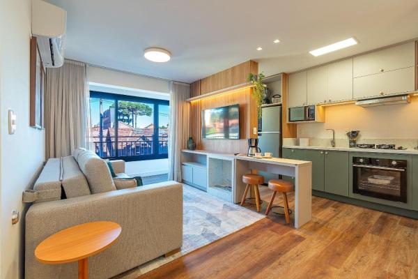A la foto es mostra l'objecte Dona Ella 201 - Apartamento NOVO no Centro Gramado situat a la ciutat de Gramado.
