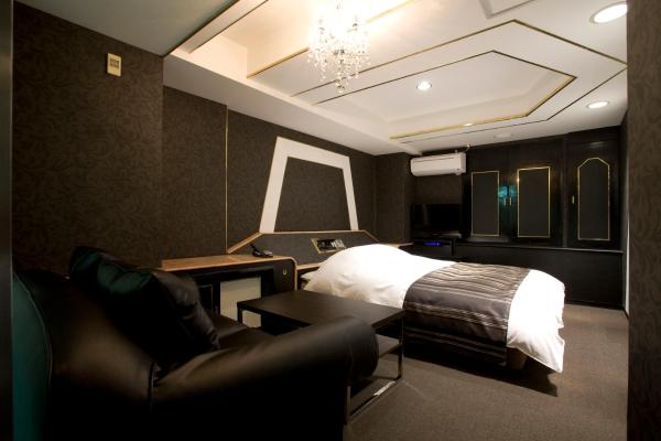 Op de foto is het object Hotel Jay -Adult Only- te zien, gelegen in de stad Osaka.