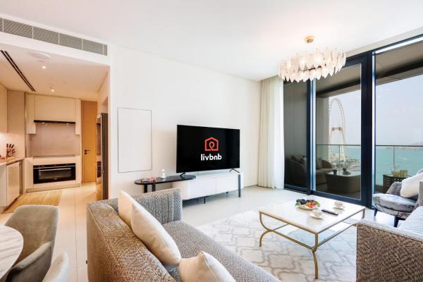 På billedet ses objektet Livbnb Premium 3BR at Address JBR Posh Interiors with Sea and Ain Views beliggende i byen Dubai.