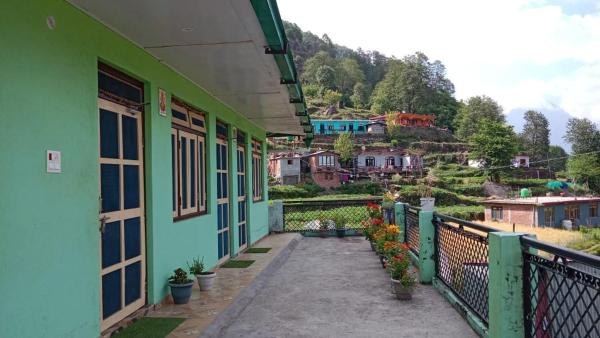 A la foto es mostra l'objecte Ma Kokila Homestay situat a la ciutat de Mugāra.