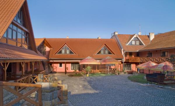 Bezměrovský Dvůr Kroměříž - Kroměříž