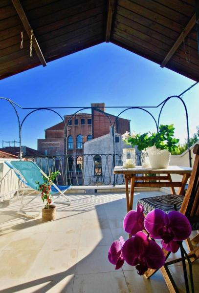 A la foto es mostra l'objecte Ca Moro - elegant apartment with private terrace situat a la ciutat de Venècia.