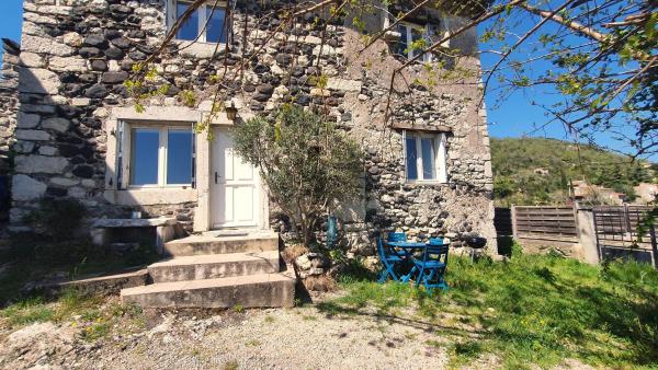 A la foto es mostra l'objecte La Chambonnière situat a la ciutat de Chomérac.
