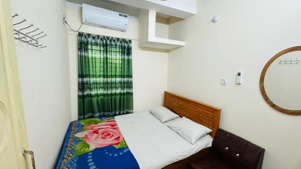 Nella foto è visibile l'oggetto Hotel Green Garden Residential situato nella città di Simrāil.