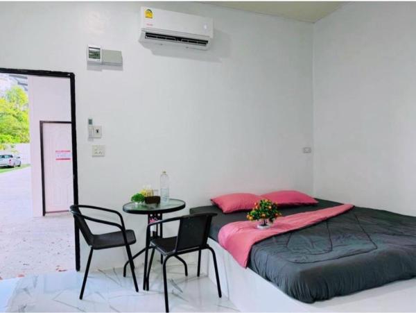Fotografie 2: ไวท์เฮาส์โฮมสเตย์24ชั่วโมง