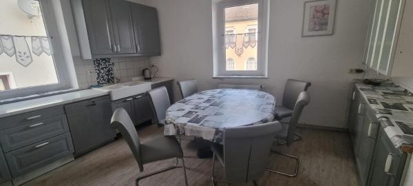 A la foto es mostra l'objecte Arzberger Monteurhaus situat a la ciutat de Schirnding.