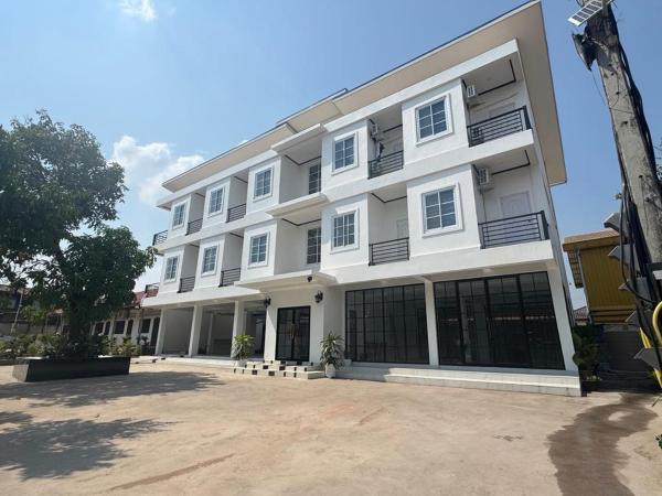 S-Apartment, Vientiane