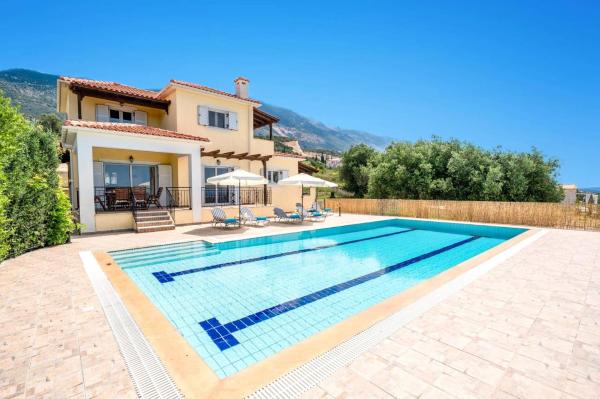 På billedet ses objektet Villa Kismet by Villa Plus beliggende i byen Mousata.