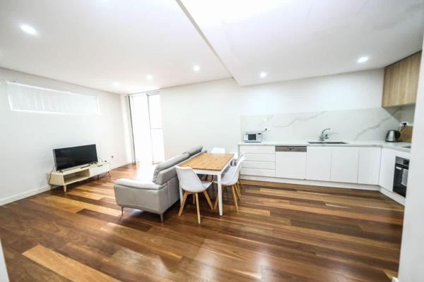 One Bedroom In Sydney Five Dock - バーウッド