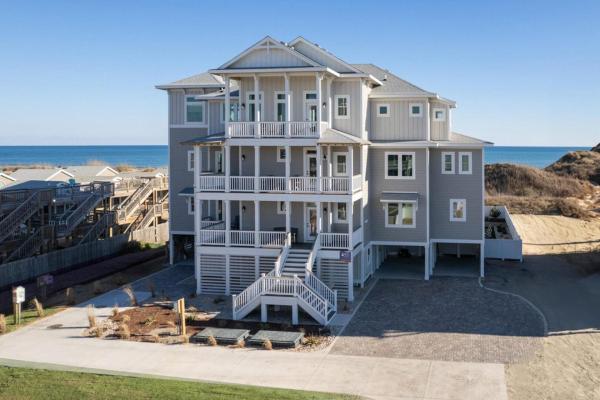 Skydance 10 Bedroom Oceanfront Home At Hatteras Island Reserve - Hatteras, NC