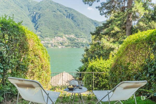 A la foto es mostra l'objecte OC Lake Love by Rent All Como situat a la ciutat de Laglio.
