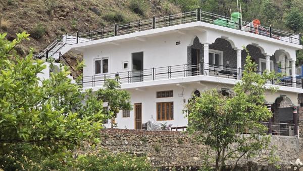 A la foto es mostra l'objecte Heart Heaven Home Stay situat a la ciutat de Nākuri.