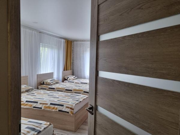 写真にはVenta市にあるNakvynė Akmenėje -Pušyno pašonėje-が写っています。