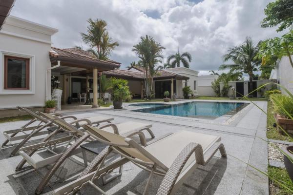 Luxury 4br Villa 5 Private Pool Jacuzzi - Phuket