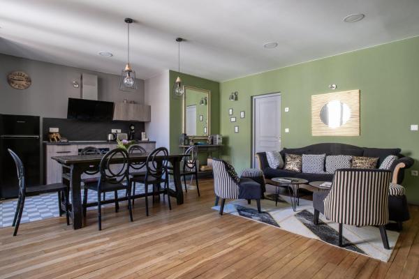 Auf dem Foto ist das Objekt La Chouette des Ducs, Appartement en Hypercentre in der Stadt Dijon zu sehen.