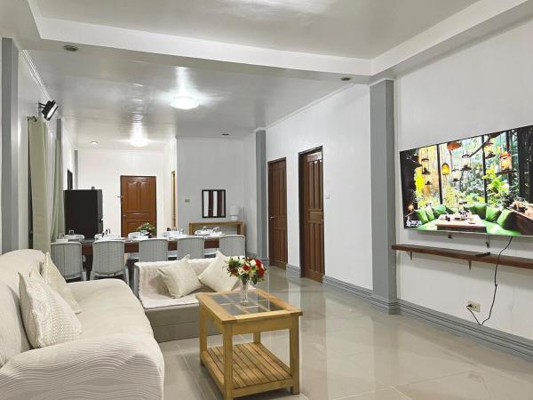 A la foto es mostra l'objecte Ivory Bloom Transient House 4BR Puerto, Palawan situat a la ciutat de Puerto Princesa.