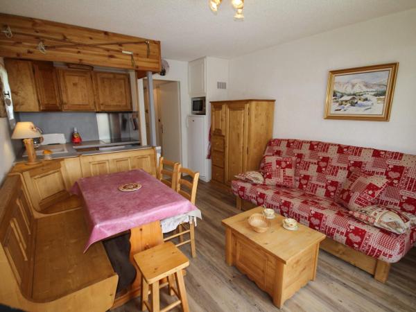 På bildet vises objektet Les Saisies - Charmant 2 Pièces avec Balcon et Casier à Skis - FR-1-293-120 som ligger i byen Les Saisies.