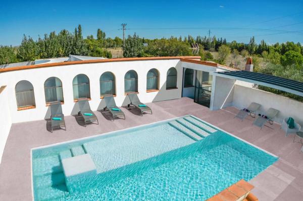 A la foto es mostra l'objecte Villa Saffron by Villa Plus situat a la ciutat de Villedaigne.