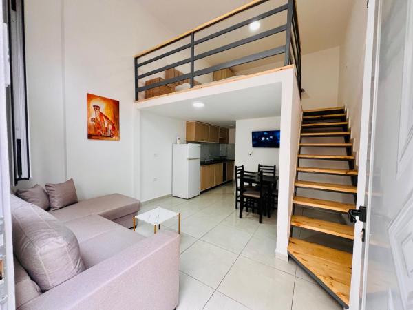 Apartamente Me Qera Golem - Golem