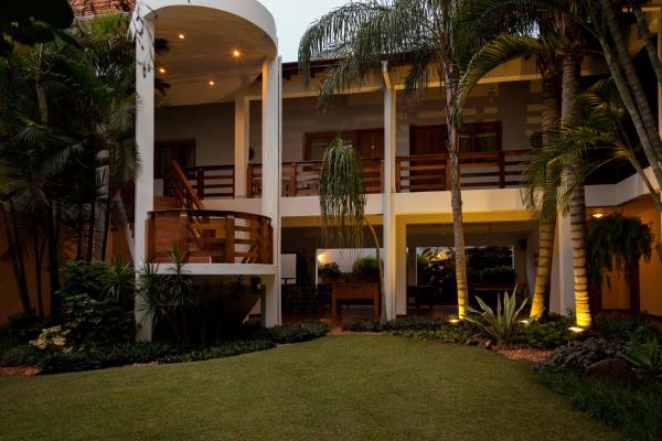 A la foto es mostra l'objecte Hotel Westfalenhaus situat a la ciutat de Asunción.