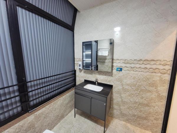 Nimrod guesthouse, Аддис-Абеба