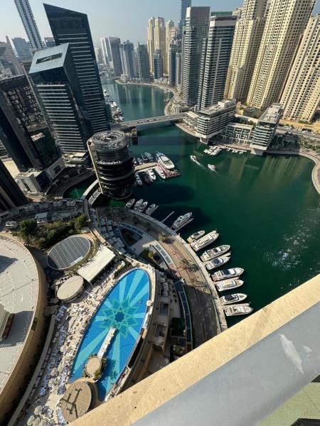 Nella foto è visibile l'oggetto Stylish studio Located in JW Mariott Hotel Dubai Marina situato nella città di Dubai.