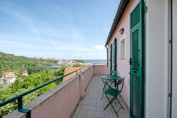 Na fotografii je vidět objekt Villa Zafferano Suites - Mentuccia nacházející se ve městě Celle Ligure.