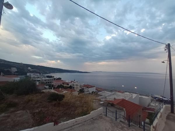 A la foto es mostra l'objecte Vrontas House situat a la ciutat de Neapolis.