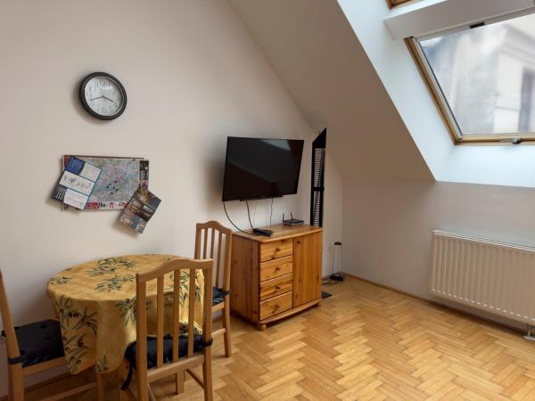 Gozsdu Spacious Apartment - Budapest