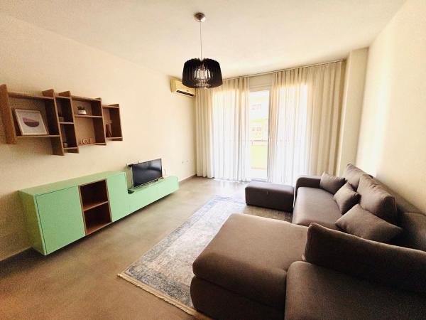 Na fotografii je vidět objekt Apartment Sun&Sea Durres by Sasha nacházející se ve městě Durrës.