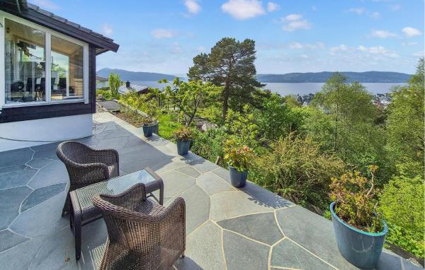 Nice Apartment In Bergen With Wifi, Bergen