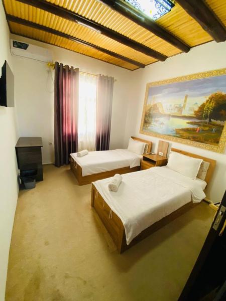 Na fotografii je vidět objekt Afsona guest house nacházející se ve městě Buchara.