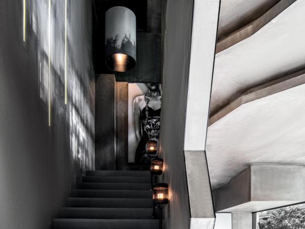 A la foto es mostra l'objecte AM Manye Hotel situat a la ciutat de Kunming.