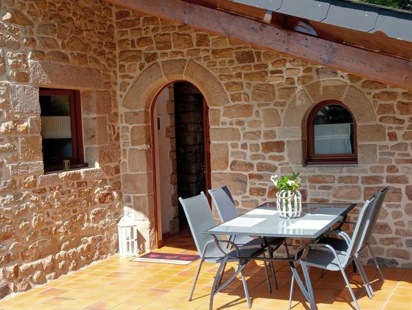 A la foto es mostra l'objecte La Maison du Bonheur situat a la ciutat de Mégrit.