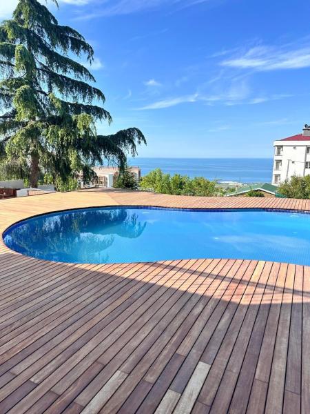 A la foto es mostra l'objecte Trabzon House - Pool, Sea View & Nature situat a la ciutat de Bostancı.