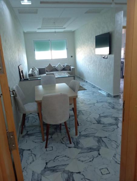 Na zdjęciu widoczny jest obiekt Appartement chic fes położony w mieście Douar Trhaïtia.