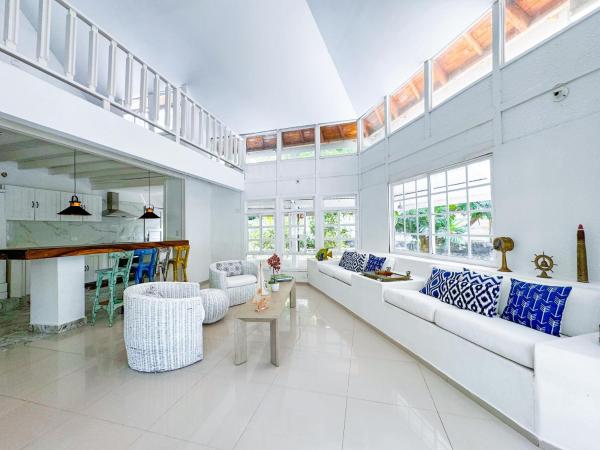 In Di Woods House - Kolombiya