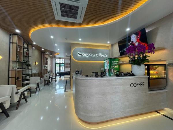 Nella foto è visibile l'oggetto Sunny Hotel situato nella città di Ðố Sơn.