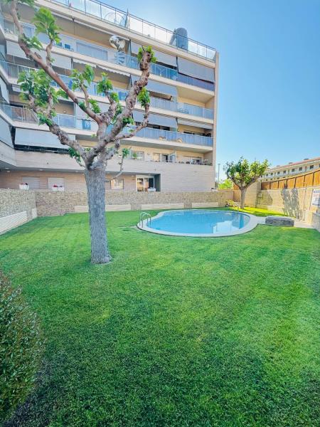 Magnífico Piso Con Piscina Y Terraza Grande Cerca De La Playa - Lloret de Mar