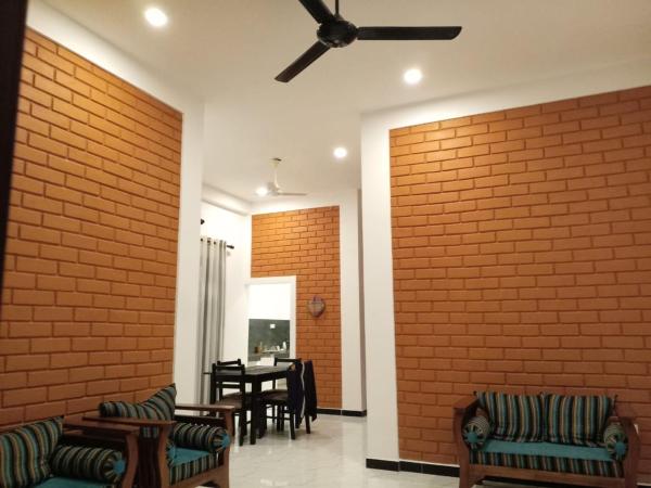 A la foto es mostra l'objecte Eco Brick Transit Villa Katunayake situat a la ciutat de Katunayake.
