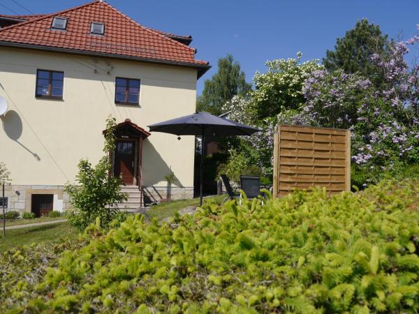 A la foto es mostra l'objecte Ferienwohnung Am Teich situat a la ciutat de Hohnstein.