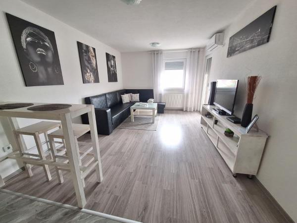 A la foto es mostra l'objecte Apartman Lilly situat a la ciutat de Modriča.