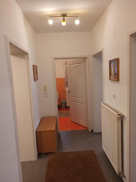 Auf dem Foto ist das Objekt Vila Eno in der Stadt Pale zu sehen.