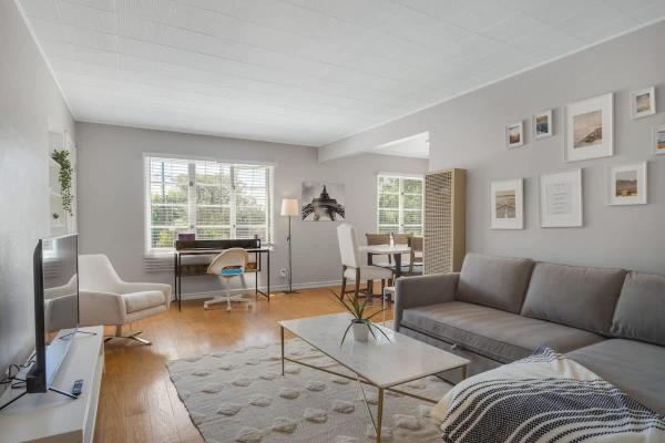 Na foto é possível ver o objeto Modern Abode 2BD with Garden and Garage localizado na cidade de Berkeley.