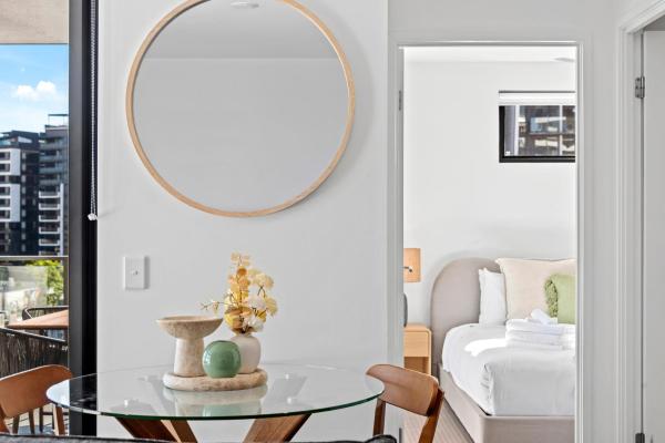 Foto 8: Spacious Apt with Stunning City Views and Car Park!